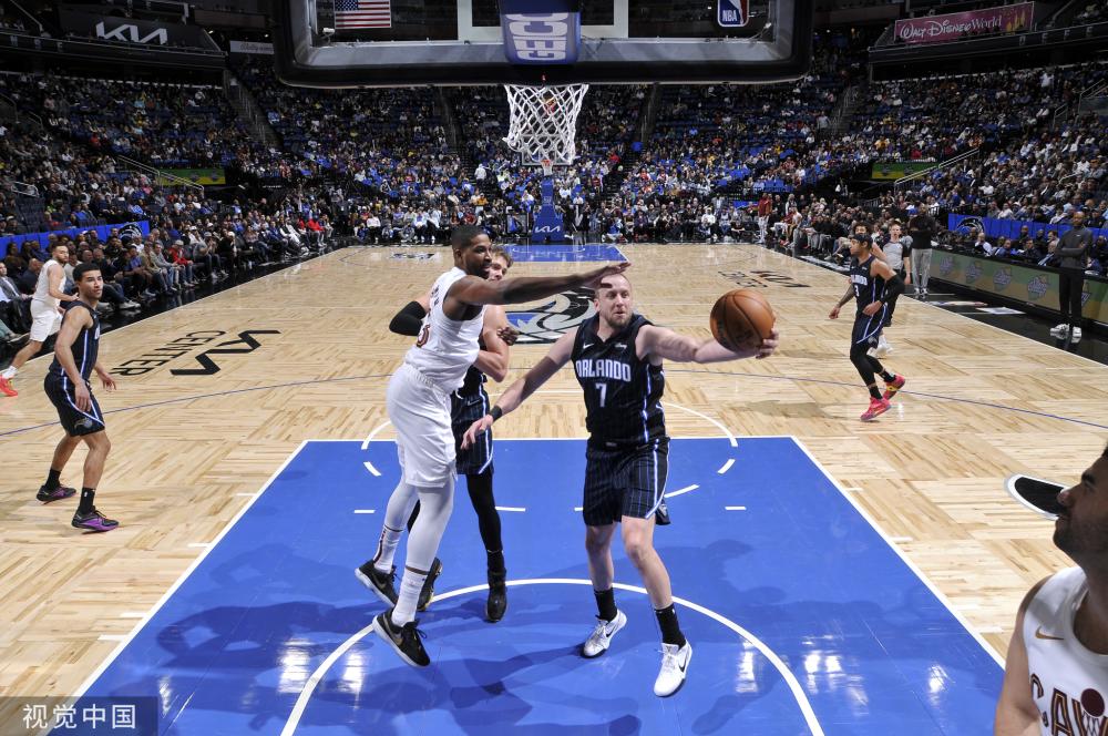 也为年轻球 也为年轻球